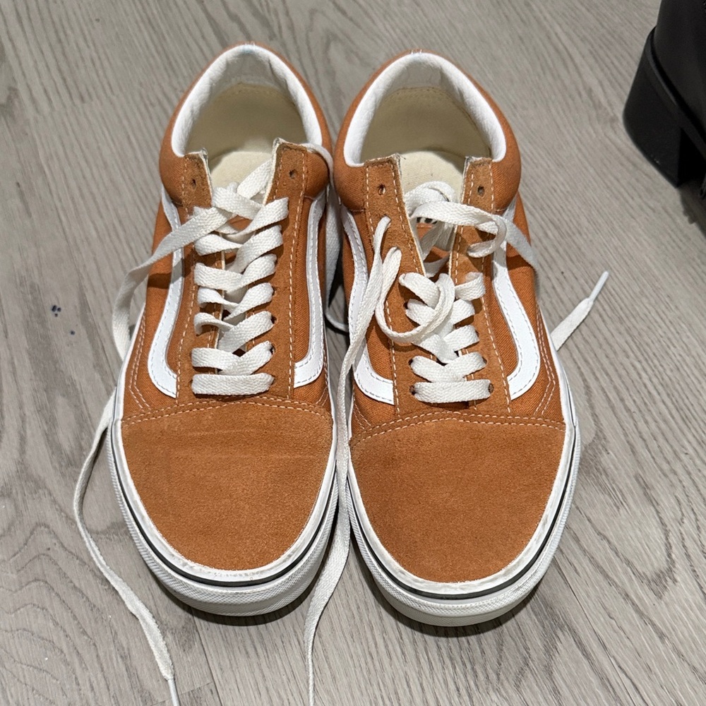 Vans Men's Burnt Orange and White Sneakers